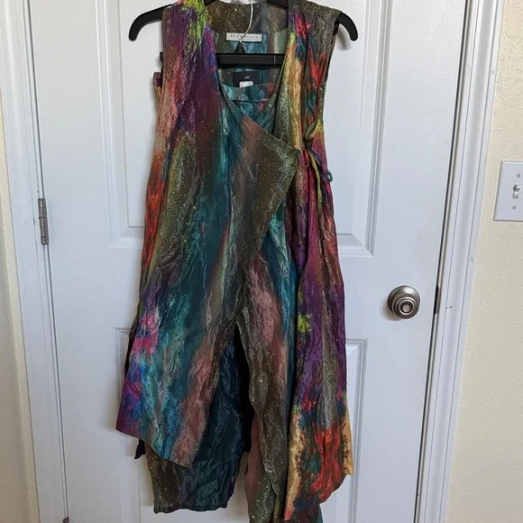 Bryn Walker women Zen Multicolor Layered Taffeta Vest and pants set - Picture 6 of 17